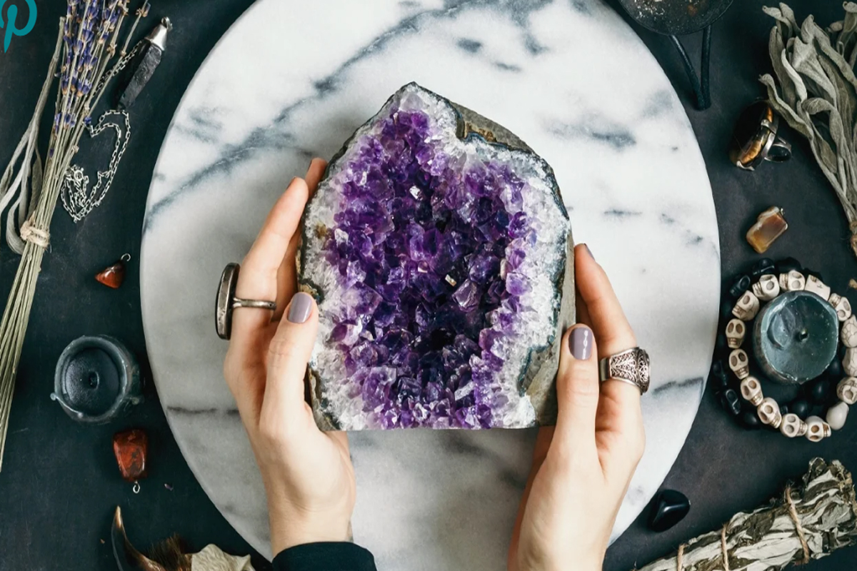 Amethyst Meaning, Benefits & How to Use